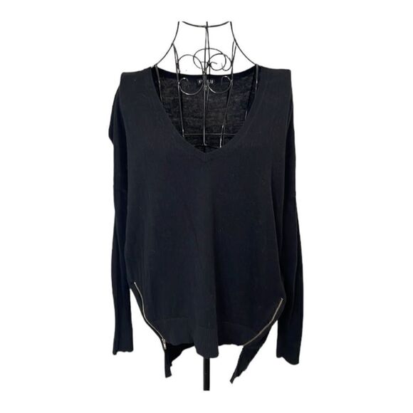 Express woman’s Zipper Detail oversized black Sweater size size XS - Picture 1 of 6